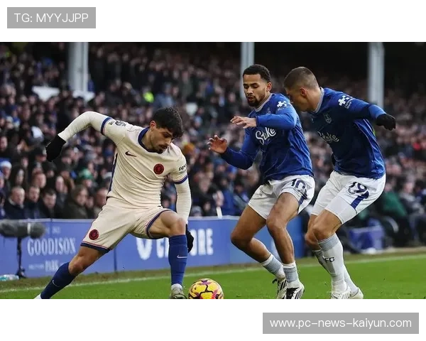 切尔西高位压迫制造机会，普利西奇门前推射得手